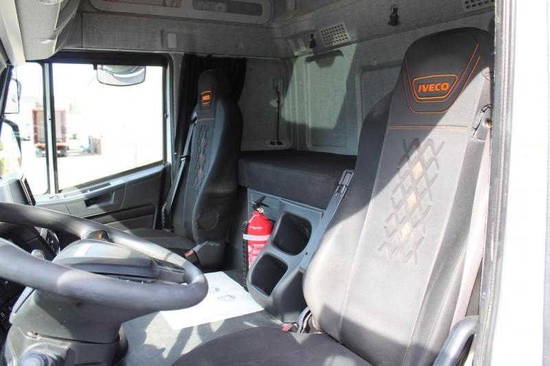 Ciągnik siodłowy Iveco AT 460 E6  Retarder   ACC   LDW   Hydraulik