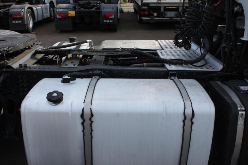 Ciągnik siodłowy Iveco AT 460 E6  Retarder   ACC   LDW   Hydraulik
