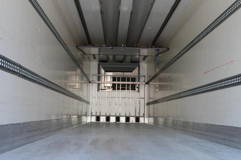 Semirimorchio Chereau   Thermo King SLXe 200  Aluboden  FRC 06 2025