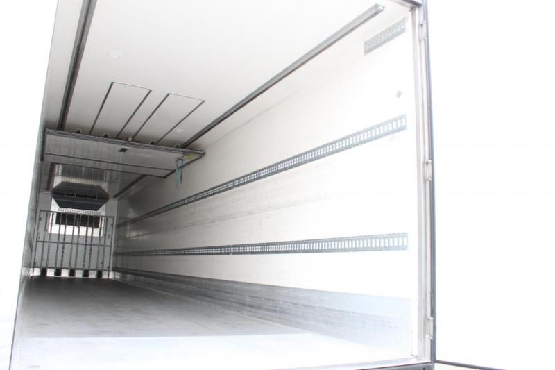Semi-reboque Chereau   CV 1550 Strom 2,60h TW Liftachse FRC