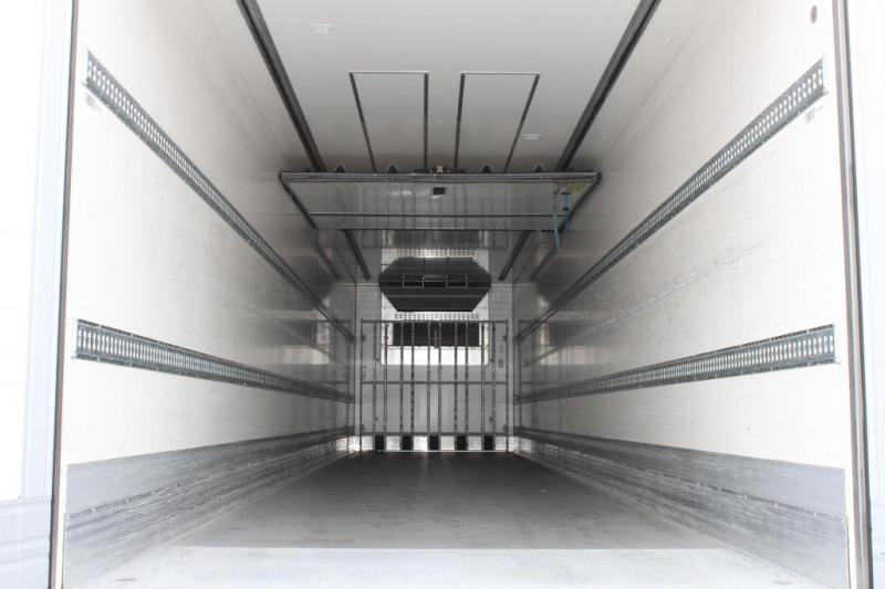 Semi-reboque Chereau   CV 1550 Strom 2,60h TW Liftachse FRC