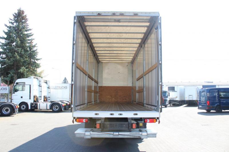 Camião Iveco   190-280 E6 Pritsche-Plane LDW LBW 61.766 Km