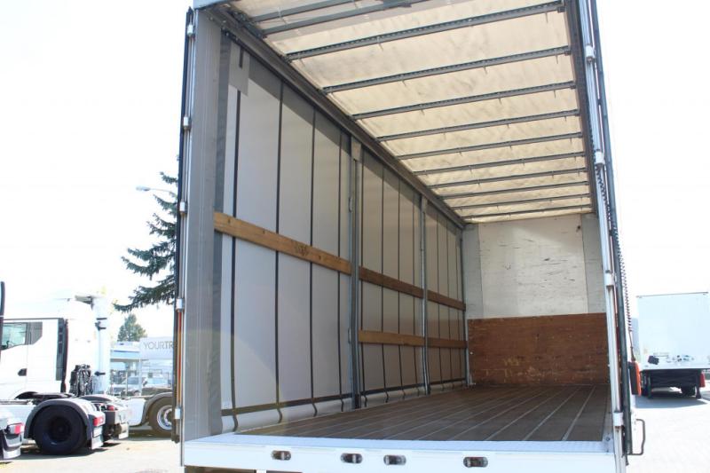 Camião Iveco   190-280 E6 Pritsche-Plane LDW LBW 61.766 Km