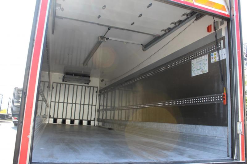 Camião Renault   D 320E6 Wide CS 1050 Strom Rolltor+LBW FRC Bett