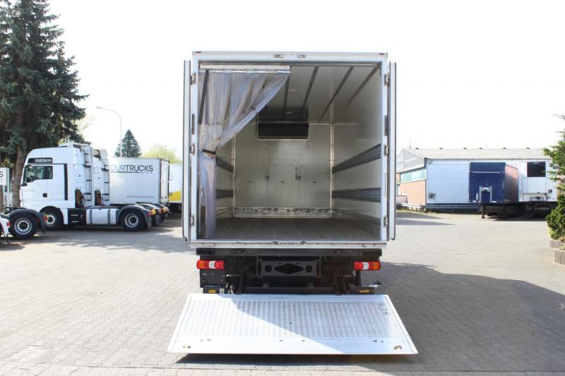 Truck Mercedes Atego