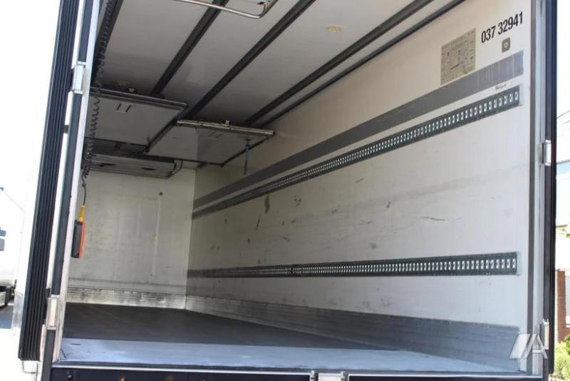 vrachtwagen Renault Gamme D WIDE