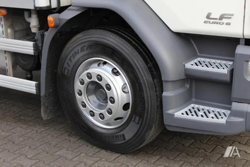 vrachtwagen DAF LF