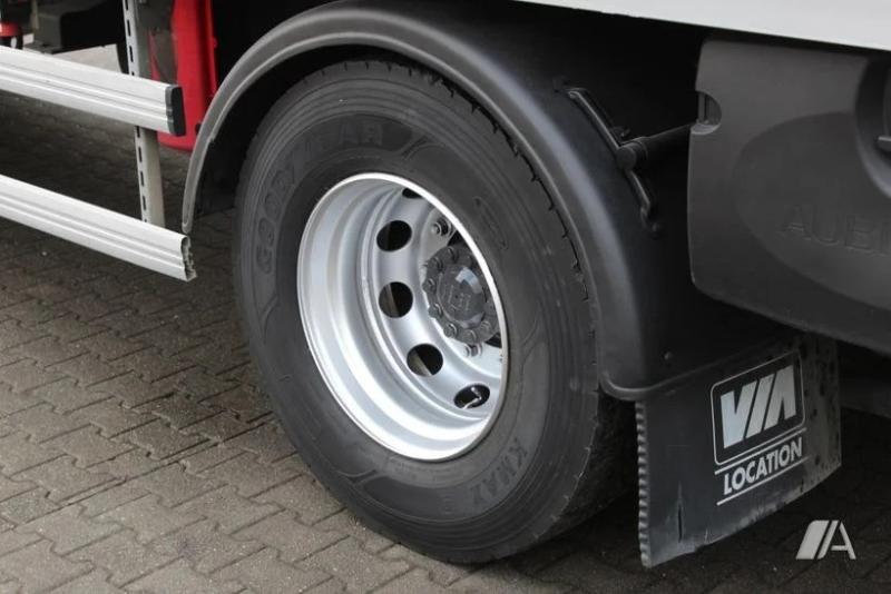 vrachtwagen DAF LF