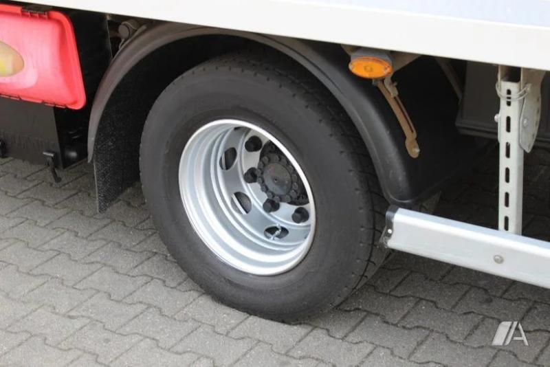 vrachtwagen DAF LF 250