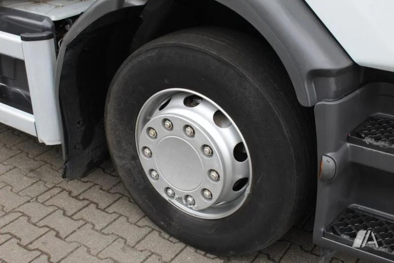 vrachtwagen Renault Gamme D WIDE