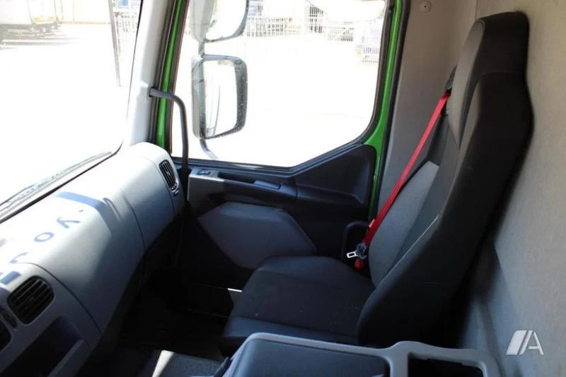 vrachtwagen Renault Gamme D WIDE