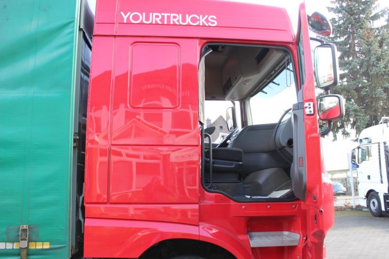 vrachtwagen DAF XF460