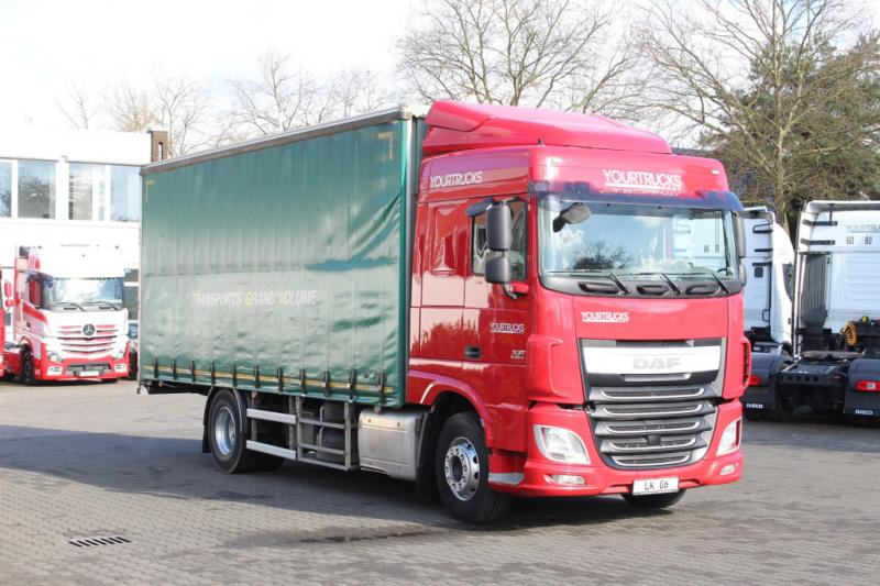 vrachtwagen DAF XF460