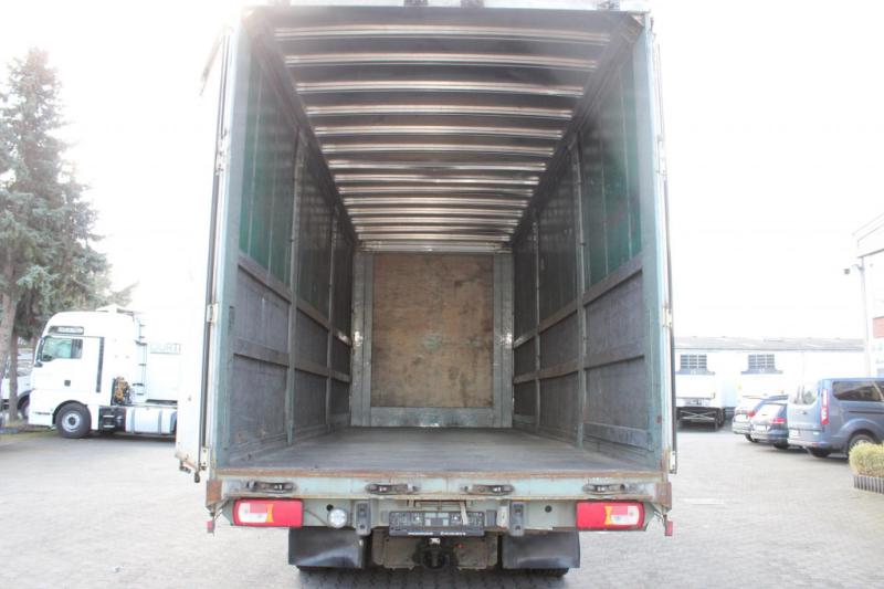 vrachtwagen DAF XF460