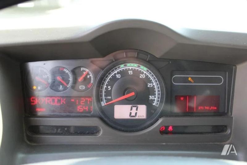 Camión Renault Midlum