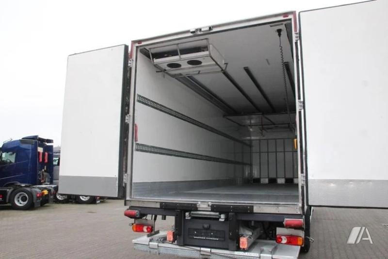 Camión Renault Gamme D WIDE