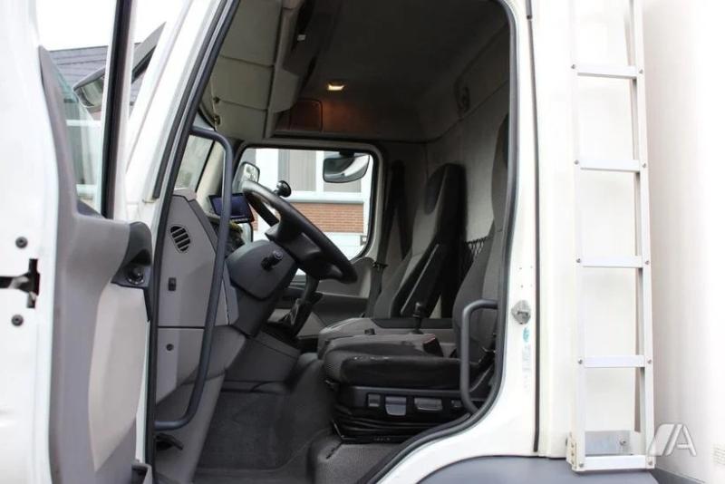 vrachtwagen DAF LF
