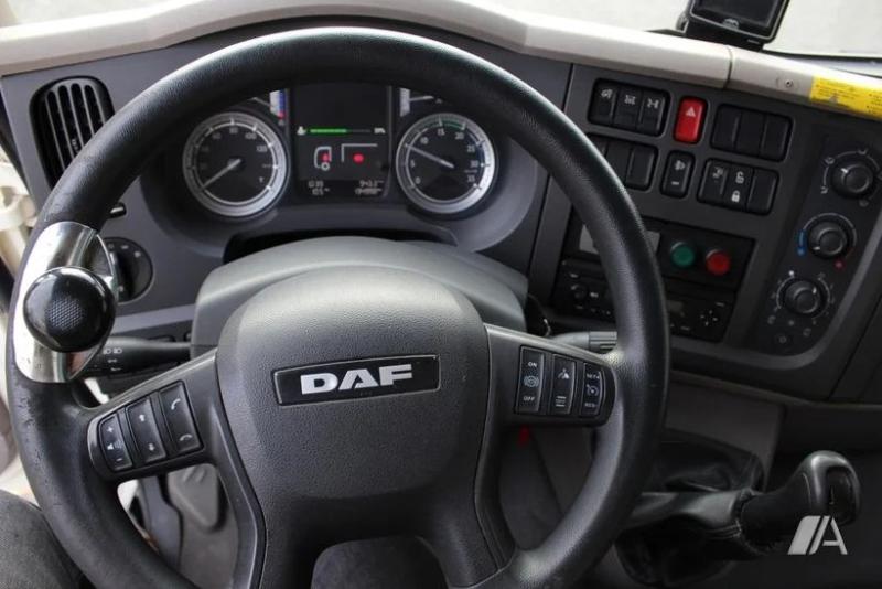 vrachtwagen DAF LF