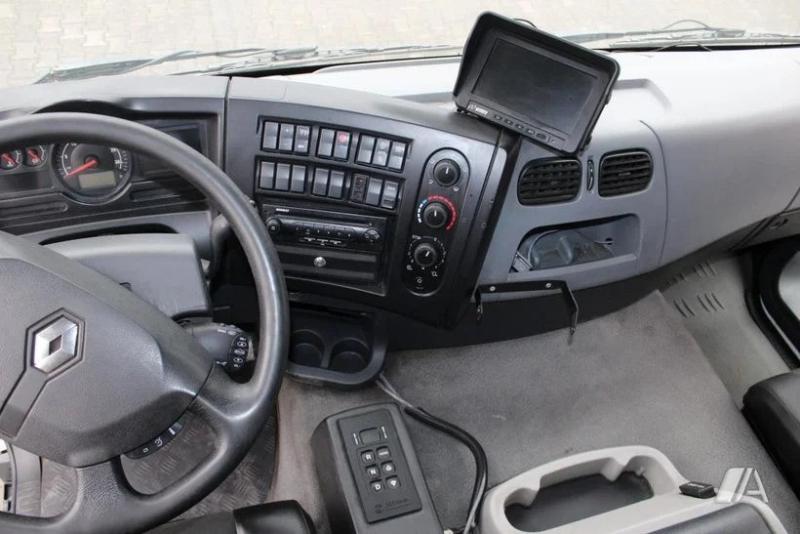 LKW Renault Gamme D WIDE