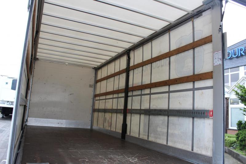 Camion MAN TGL