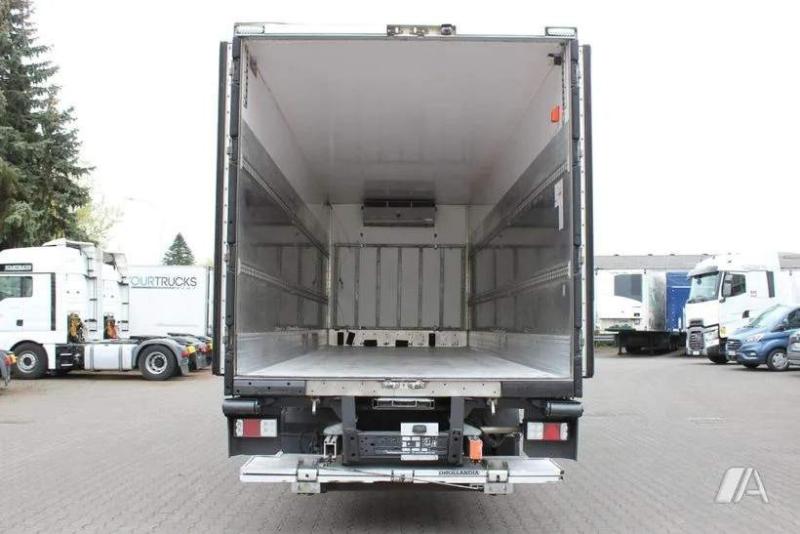 LKW Renault Gamme D WIDE