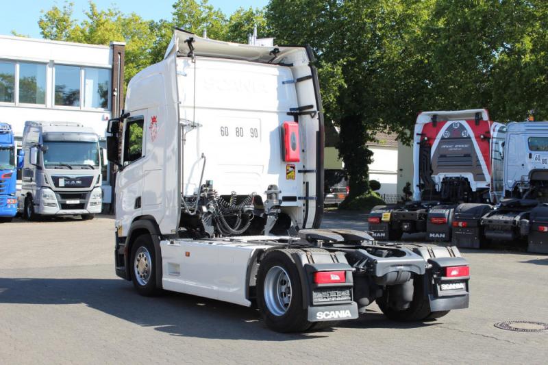 Ciągnik siodłowy Scania L