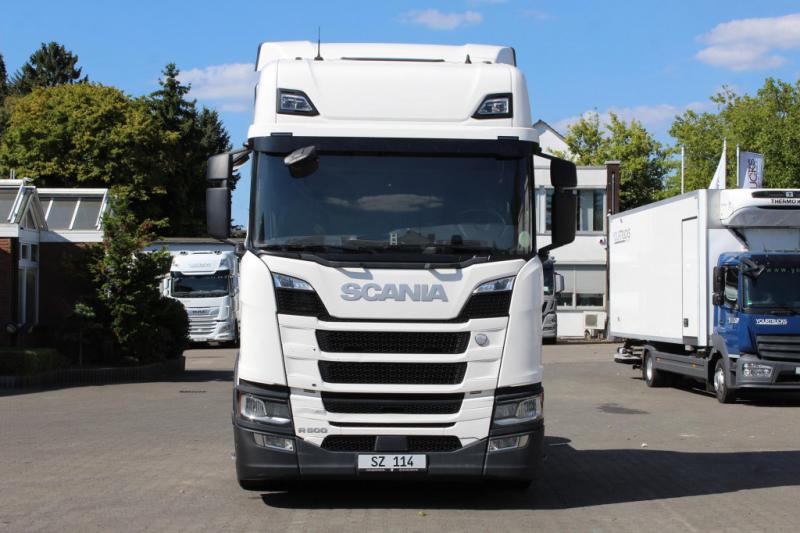 Ciągnik siodłowy Scania L