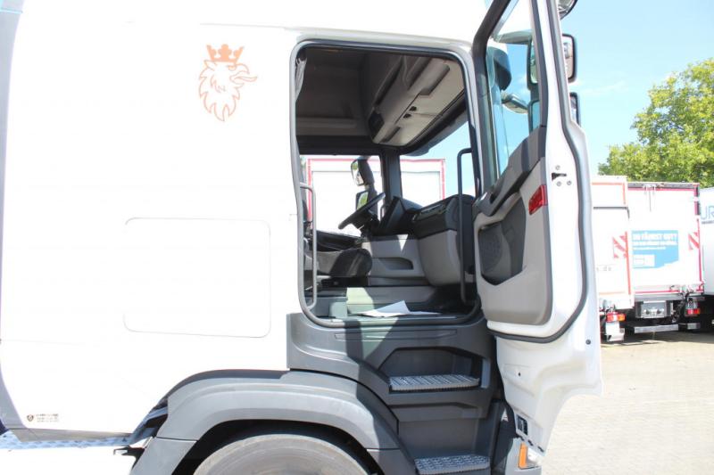 Ciągnik siodłowy Scania L