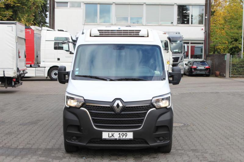 samochód dostawczy Renault Master