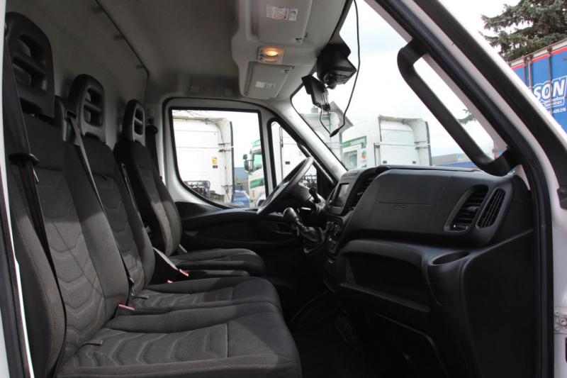 Utilitario Iveco Daily