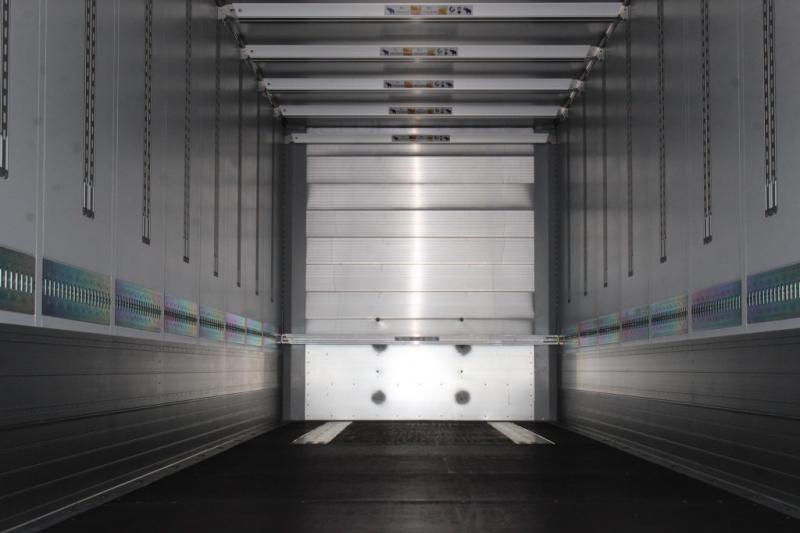 Semi-trailer Schmitz Cargobull   Koffer 2,7h   DS   Ladebordwand   MIETE - RENT