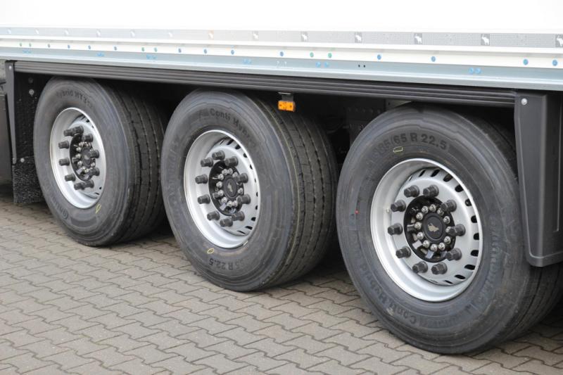 Sattelzug/Sattelauflieger Schmitz Cargobull   Koffer Liftachse Pal.-Kasten Dop.St Miete RENT