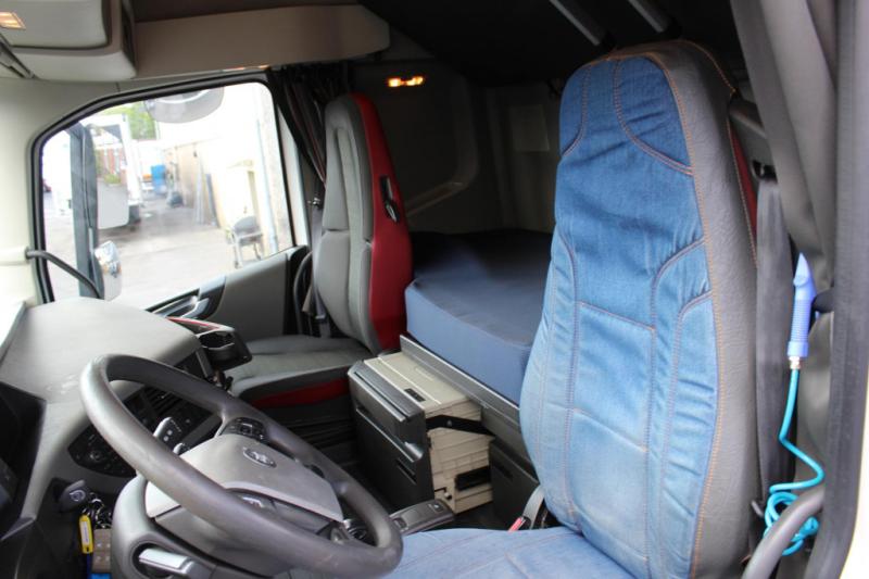 Sattelzugmaschine Volvo FH