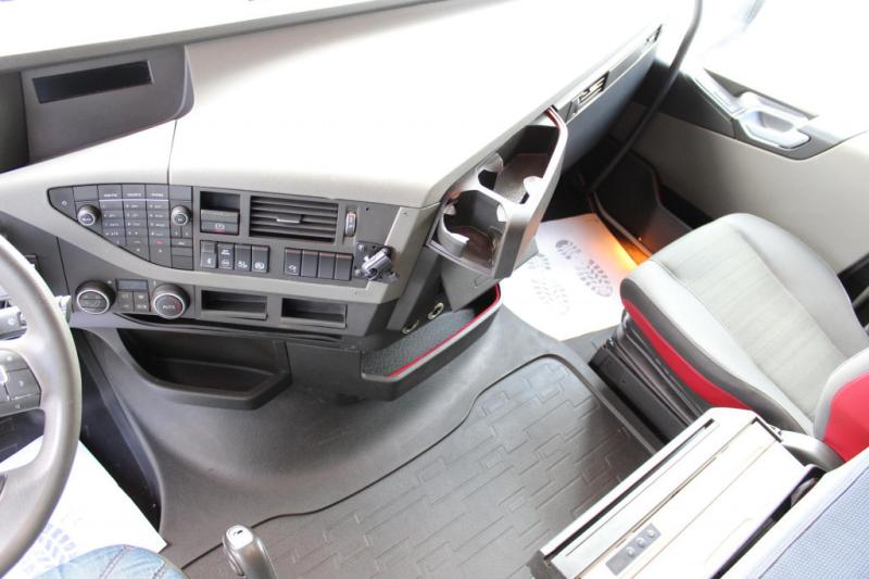 Sattelzugmaschine Volvo FH