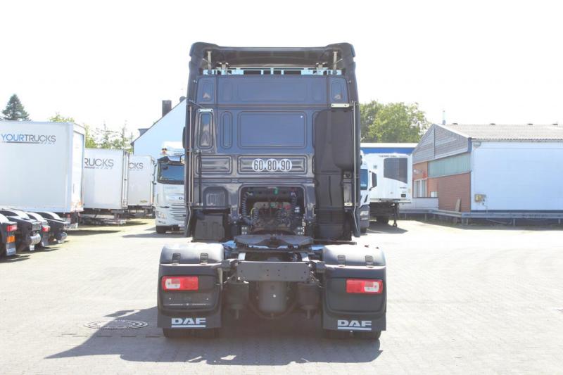 Ciągnik siodłowy DAF XF