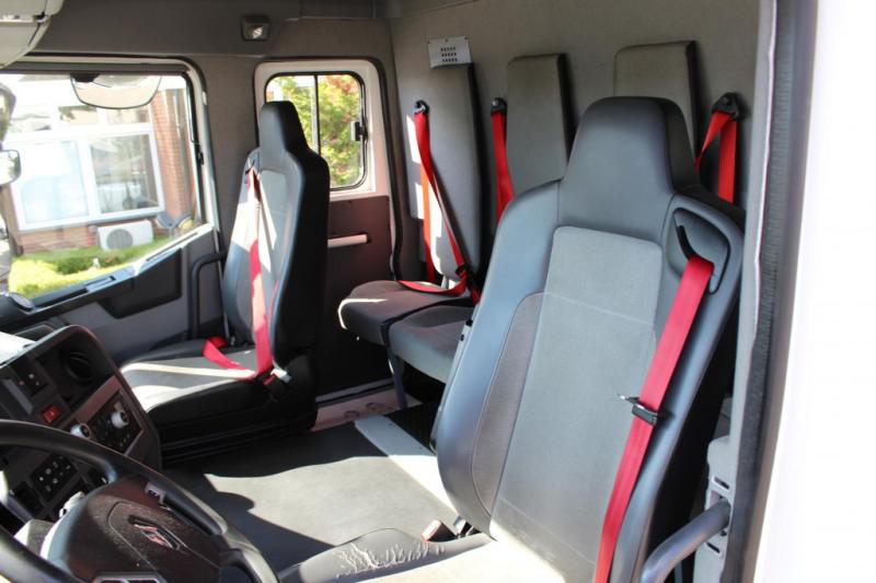 Tractor Renault   T 430 E6   6 Sitze  Ex- Fahrschule  nur 64Tkm !