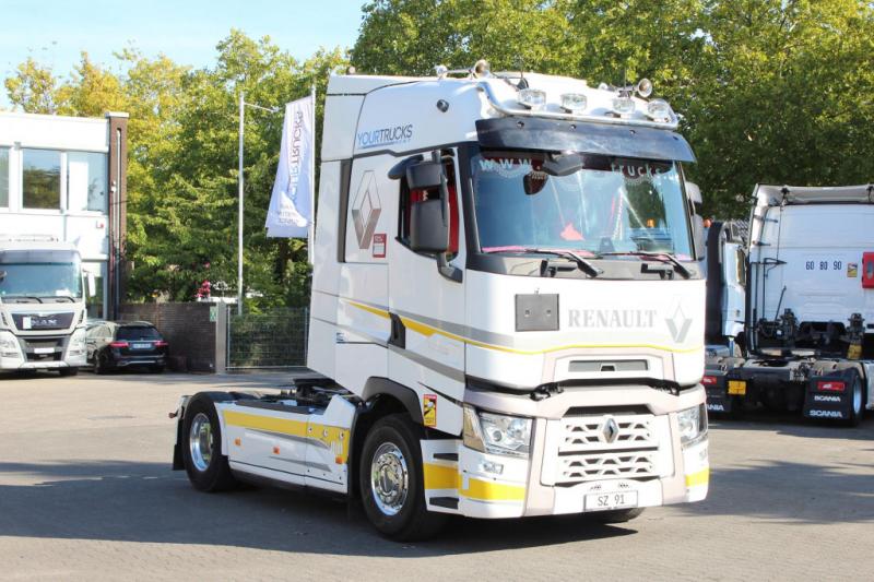 Tractor Renault   T 520 E6 High Sleeper Retarder 2Tank Standklima