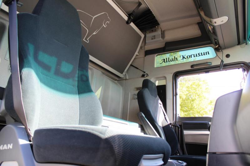 Cabeza tractora MAN 18.480