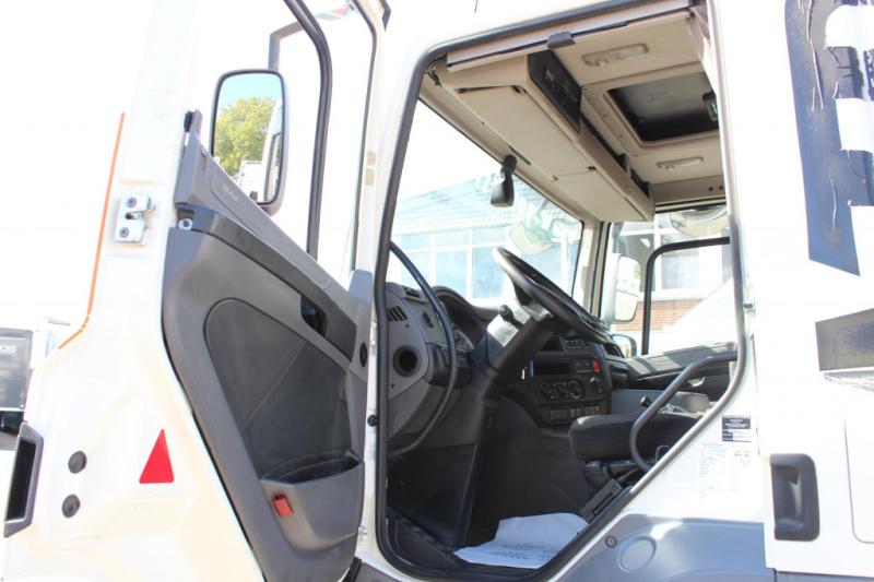 Cabeza tractora DAF CF