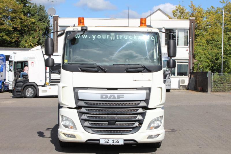 Cabeza tractora DAF CF