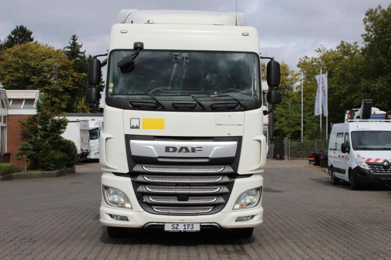 Cabeza tractora DAF XF