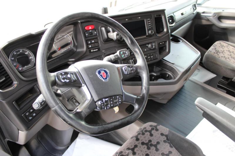 Cabeza tractora Scania L