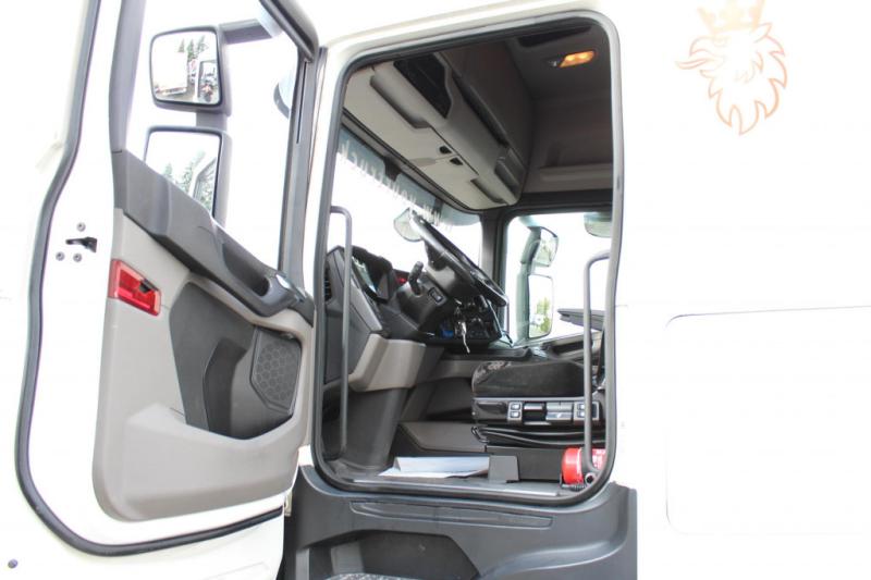 Cabeza tractora Scania L