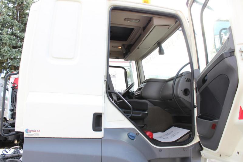 Cabeza tractora DAF CF