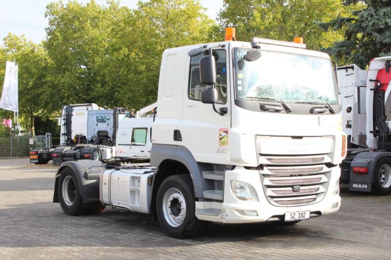 Cabeza tractora DAF CF