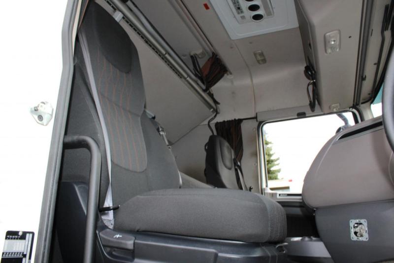 Ciągnik siodłowy DAF XF