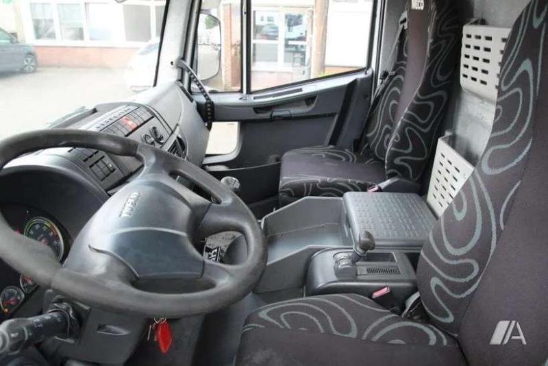 Camião Iveco Eurocargo ML 190 EL 28