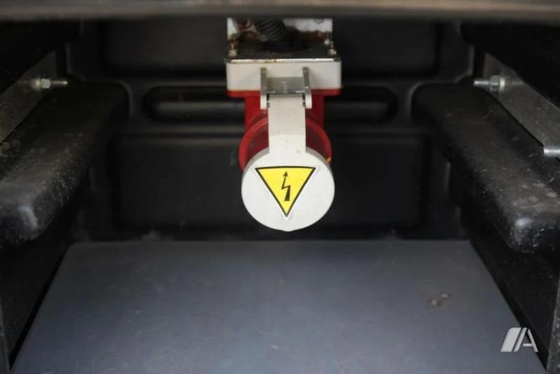 Camião Renault Midlum 220 DXI