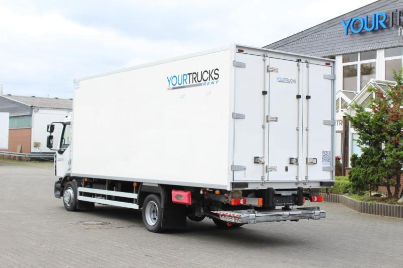 LKW Renault   D 12  Carrier Supra 550 Strom Tür LBW FRC 2027