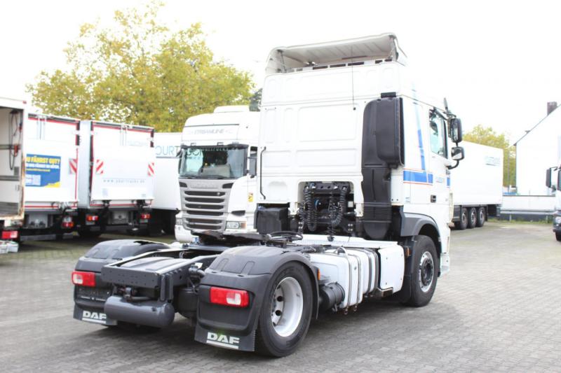 Tractor DAF XF